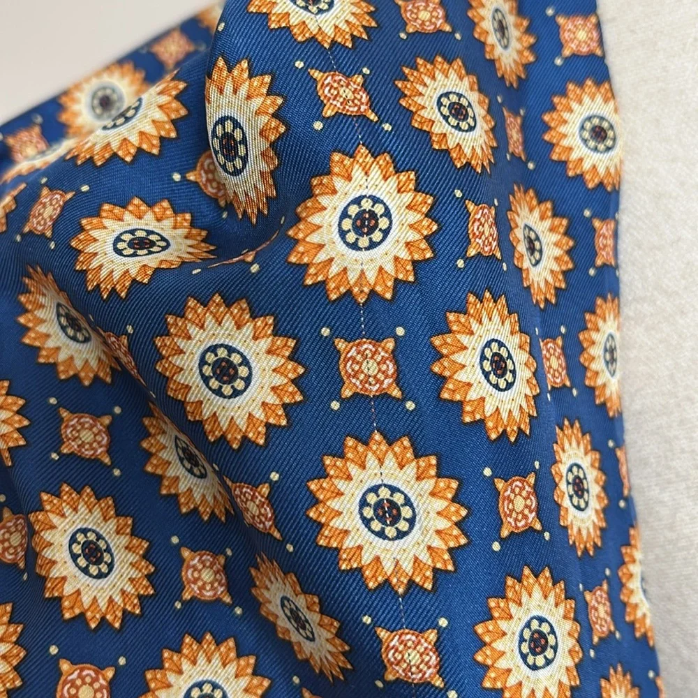 Burma Bibas 100% silk chain geometric print rectangular scarf